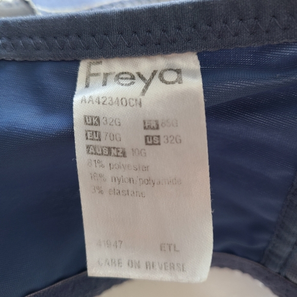 Freya Deco Underwired Moulded Plunge Bra (UK: 32G) - Picture 8 of 8